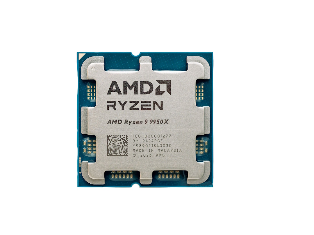 Процессор AMD Ryzen 9 9950X